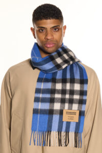 High-quality scarves for global customers
